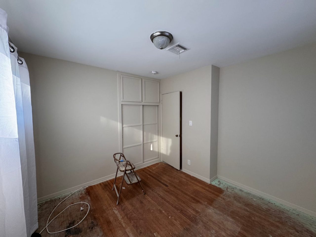 Interior painting cost living room with fresh paint